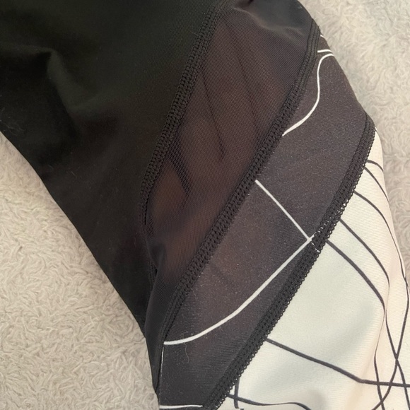 Fabletics leggings - Picture 4 of 4